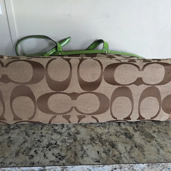 Coach Tote Bag - Picture 5 of 12